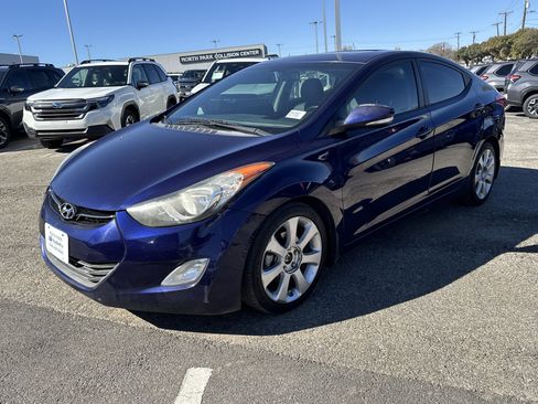 Used 2013 Hyundai Elantra Limited w/ Technology Pkg image 7