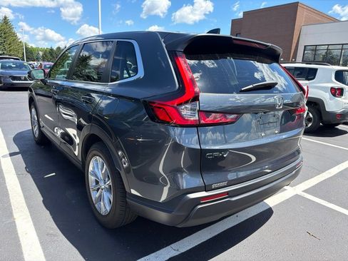 Used 2024 Honda CR-V EX image 2
