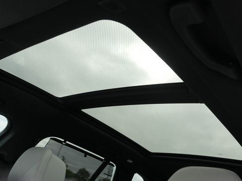 Used 2024 BMW X5 M60i w/ Executive Package AWD/4WD image 15