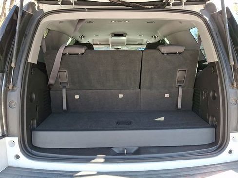 Used 2015 GMC Yukon SLE image 30