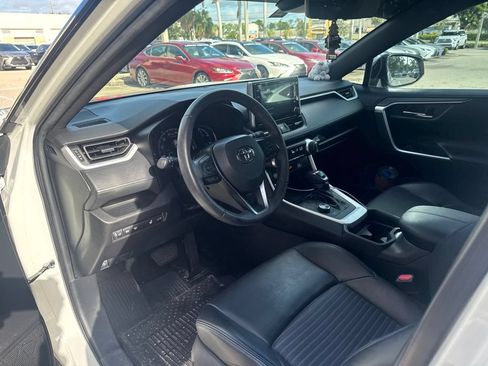 Used 2021 Toyota RAV4 XSE w/ XSE Grade Weather Package AWD/4WD image 20
