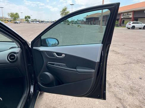 Used 2018 Hyundai Kona Ultimate image 16