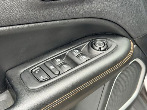 Used 2020 Jeep Compass Limited image 19