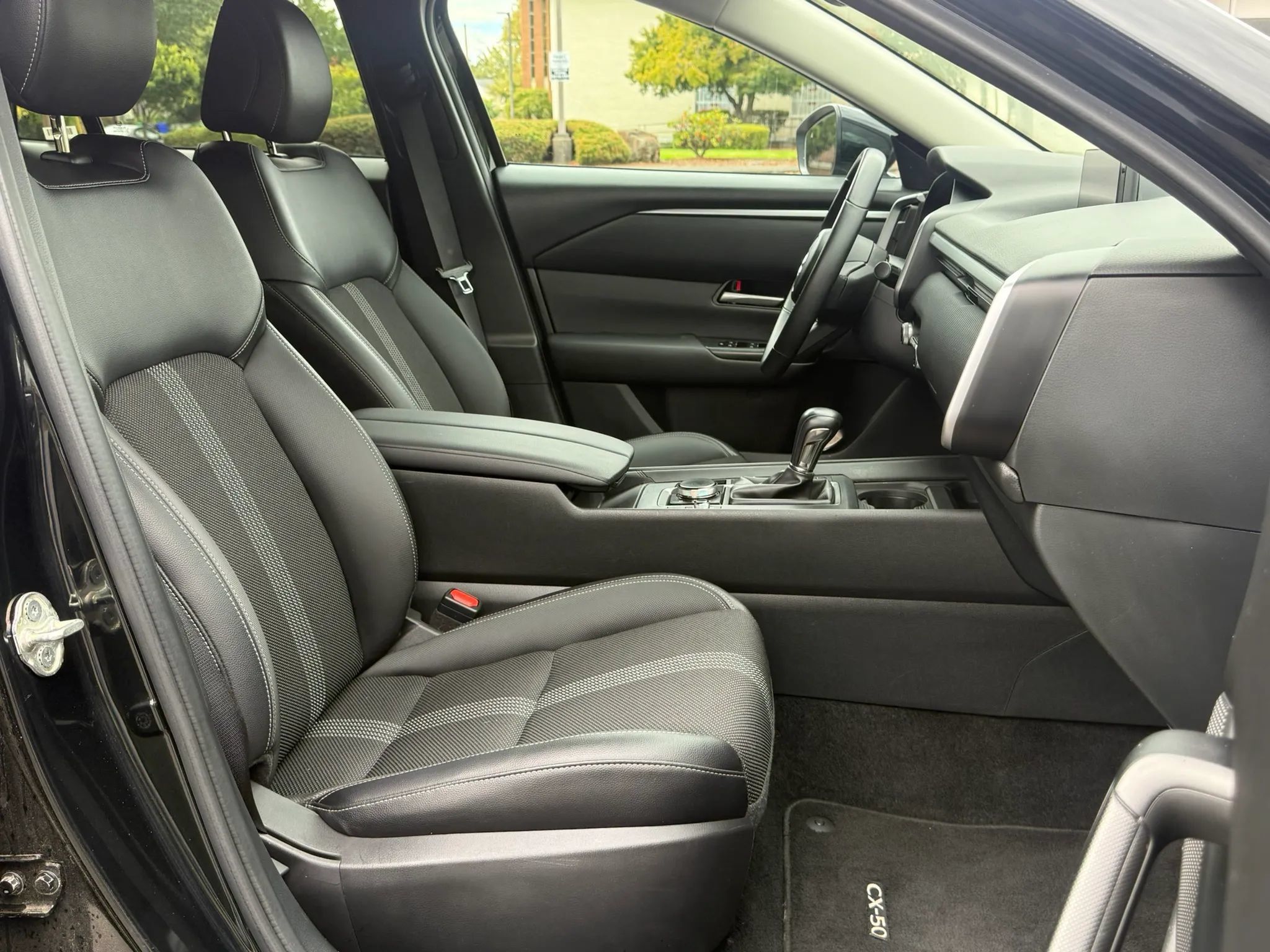 Used 2024 MAZDA CX-50 AWD 2.5 S w/ Preferred Package image 14