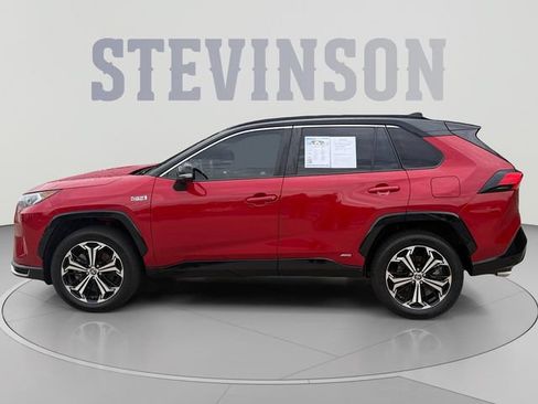 Used 2021 Toyota RAV4 XSE AWD/4WD image 2
