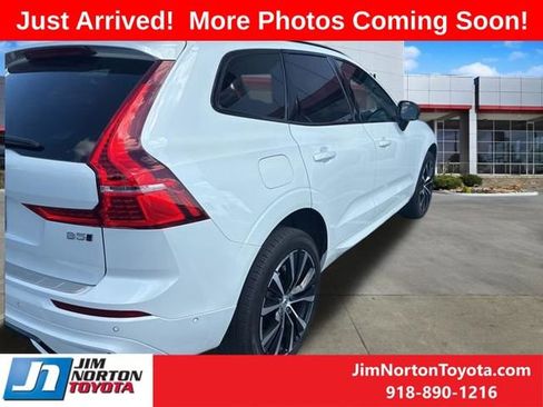 Used 2024 Volvo XC60 B5 Ultimate AWD/4WD image 5