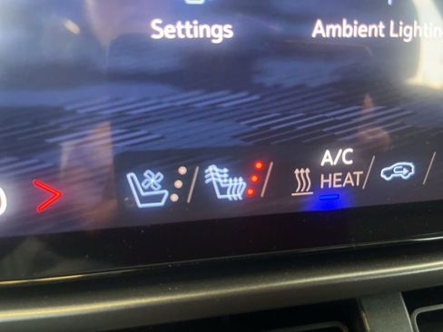 New 2025 Chevrolet Equinox EV RS w/ Convenience Package II image 13