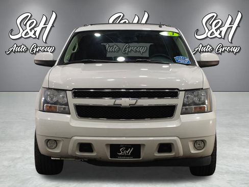 Used 2013 Chevrolet Suburban LT image 18