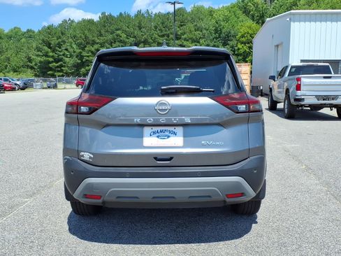 Used 2023 Nissan Rogue SV AWD/4WD image 23