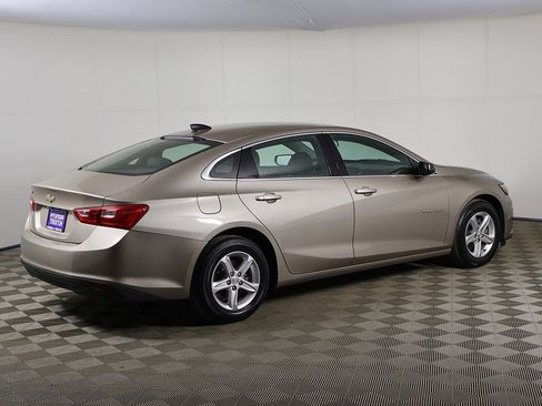 Used 2023 Chevrolet Malibu LS image 8