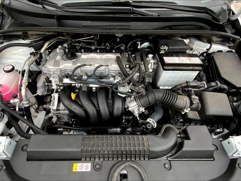 Used 2022 Toyota Corolla LE FWD image 30