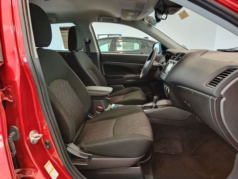 Used 2025 Mitsubishi Outlander Sport ES AWD/4WD image 16