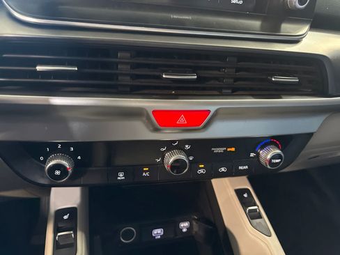 Used 2021 Kia Telluride S FWD image 26