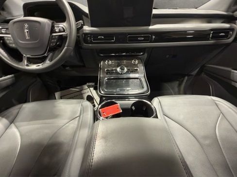 Used 2023 Lincoln Nautilus Reserve w/ Equipment Group 202A image 13