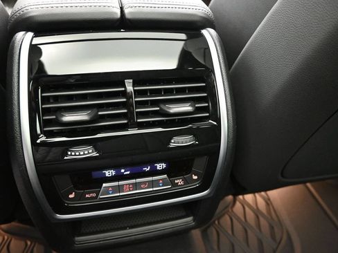 New 2026 BMW X5 sDrive40i w/ M Sport Package RWD image 18