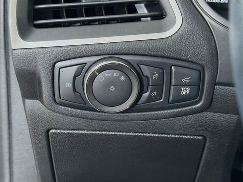 Used 2022 Ford Edge SEL w/ Convenience Package image 26