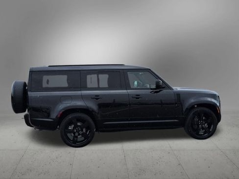 New 2026 Land Rover Defender 130 X-Dynamic SE AWD/4WD image 7