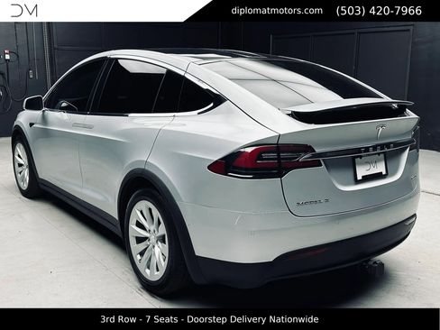 Used 2018 Tesla Model X 100D AWD/4WD image 5