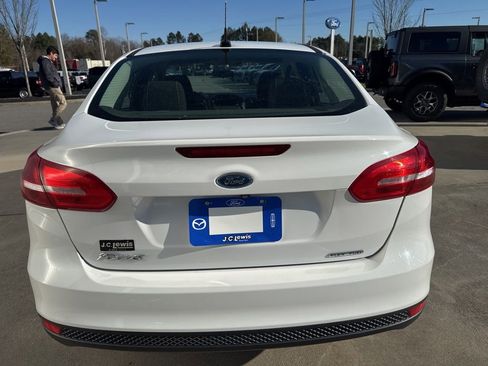 Used 2015 Ford Focus S image 5