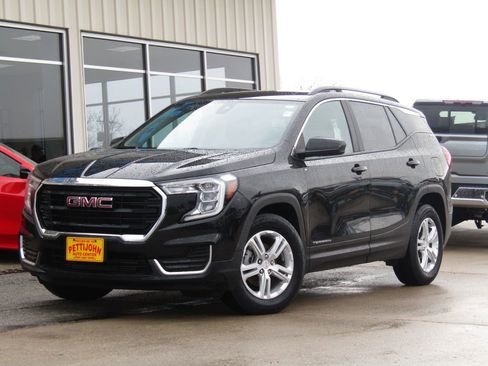 Used 2022 GMC Terrain SLE w/ Driver Convenience Package image 12