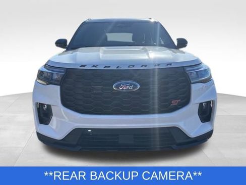 Certified 2025 Ford Explorer ST image 10