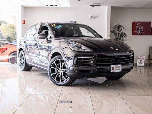 Used 2022 Porsche Cayenne S Platinum image 5