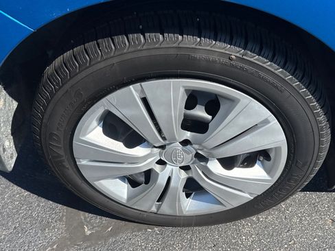 Used 2020 Subaru Impreza 2.0i AWD/4WD image 5