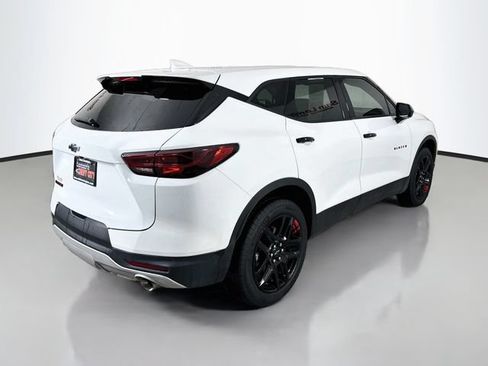 Used 2024 Chevrolet Blazer LT w/ Redline Edition FWD image 7