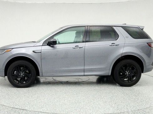 Used 2025 Land Rover Discovery Sport S image 8