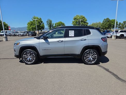 Used 2023 Jeep Compass Limited w/ Elite Group AWD/4WD image 11
