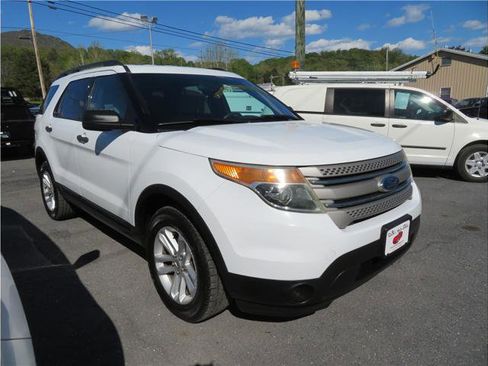 Used 2015 Ford Explorer 4WD image 16