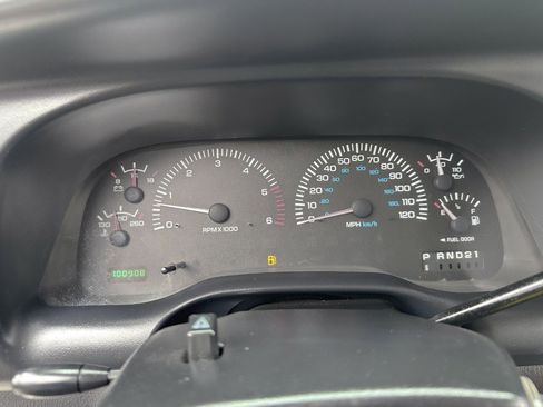 Used 2000 Dodge Ram 1500 Truck ST image 22