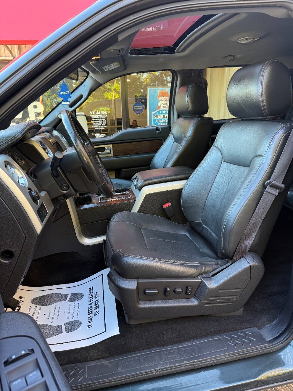 Used 2014 Ford F150 Lariat w/ Equipment Group 501A Mid AWD/4WD image 10