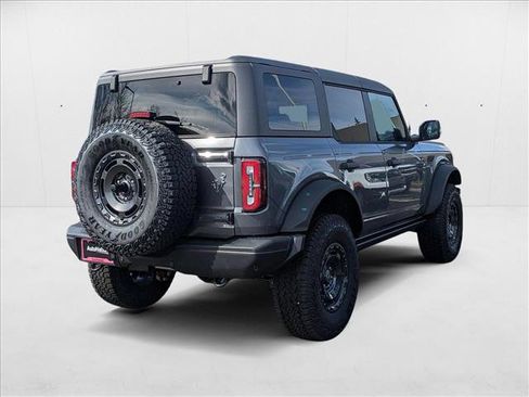 New 2025 Ford Bronco Badlands image 2