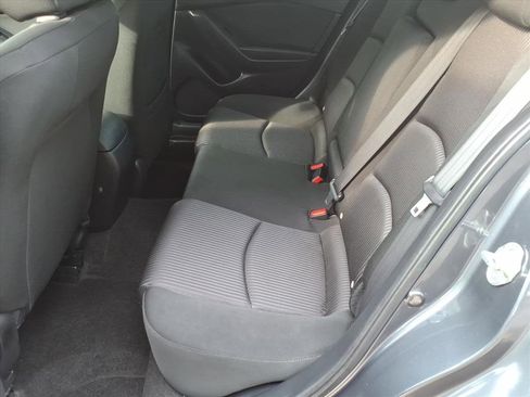Used 2016 MAZDA MAZDA3 i Touring w/ Popular Equipment Package image 20