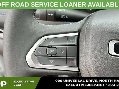 Used 2025 Jeep Compass Limited w/ Sun & Sound Group AWD/4WD image 12