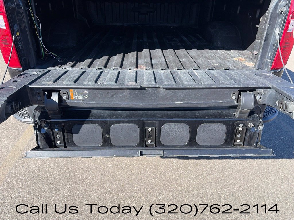Used 2025 Chevrolet Silverado 3500 LT AWD/4WD image 16