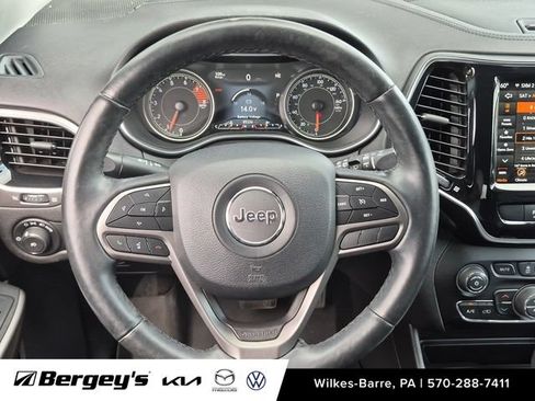Used 2019 Jeep Cherokee Limited AWD/4WD image 15