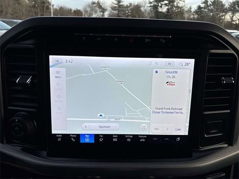 Used 2024 Ford F150 Lariat w/ FX4 Off-Road Package image 23