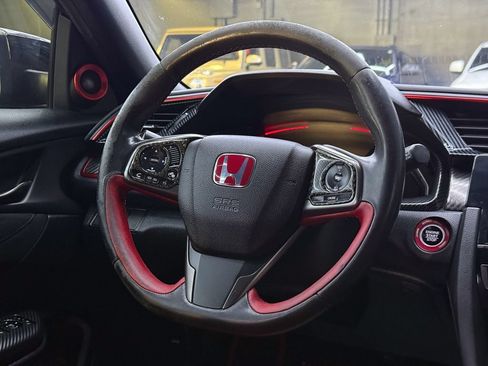 Used 2017 Honda Civic Type R image 22