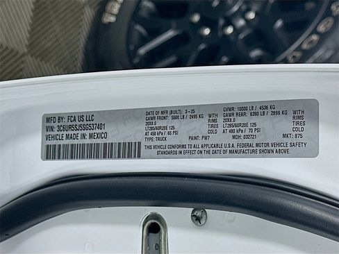 Used 2025 RAM 2500 Limited image 36