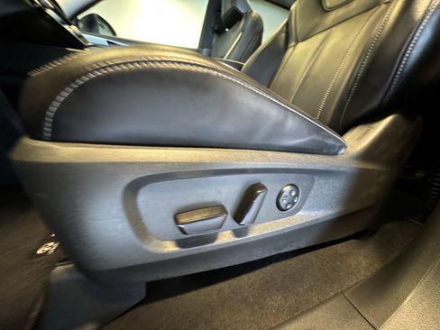 Certified 2023 INFINITI QX60 Luxe w/ Cargo Package AWD/4WD image 12