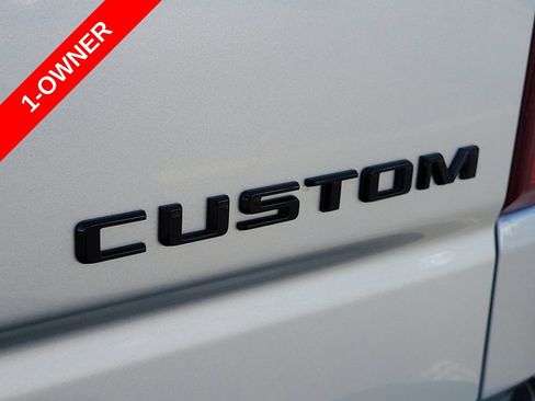 Used 2022 Chevrolet Silverado 1500 Custom w/ LPO, Dark Essentials Package RWD image 10