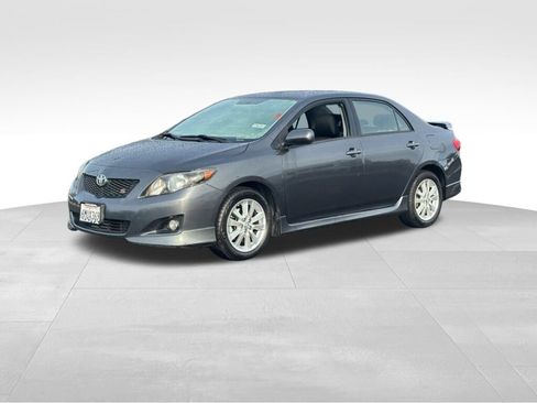 Used 2010 Toyota Corolla S image 8