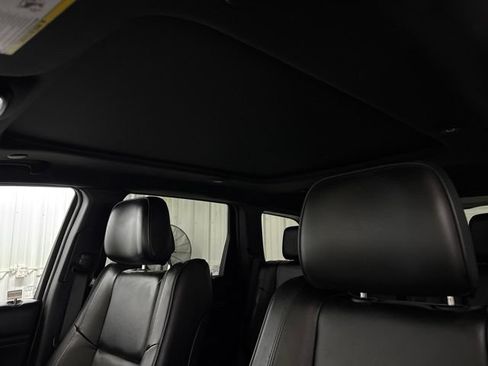 Used 2020 Jeep Grand Cherokee High Altitude AWD/4WD image 36