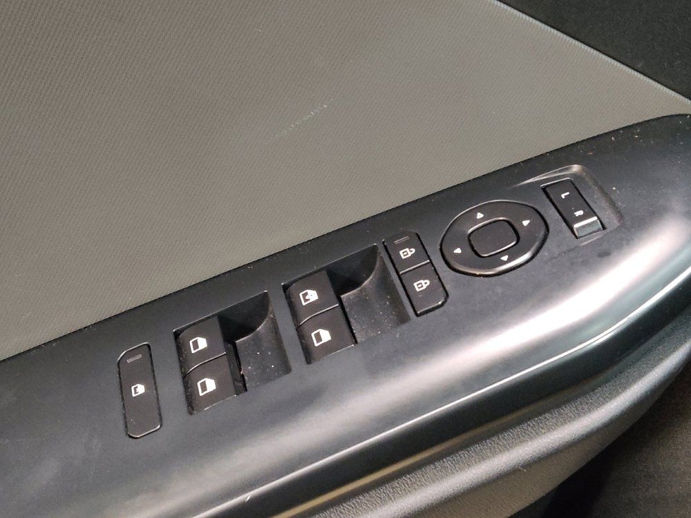 Used 2025 Kia K4 FWD image 27