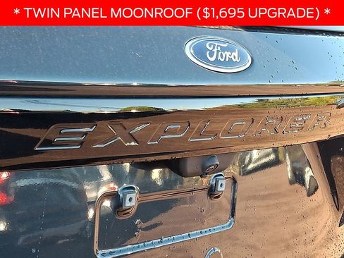 Certified 2022 Ford Explorer ST-Line w/ Class IV Trailer Tow Package image 34
