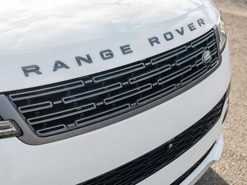 New 2025 Land Rover Range Rover Sport Dynamic SE image 15