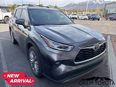 Used 2024 Toyota Highlander Platinum