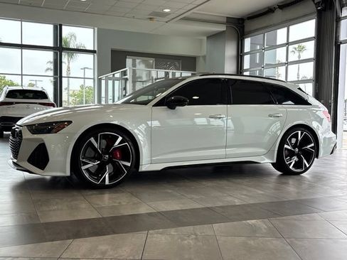 Used 2023 Audi RS 6 AWD/4WD image 8